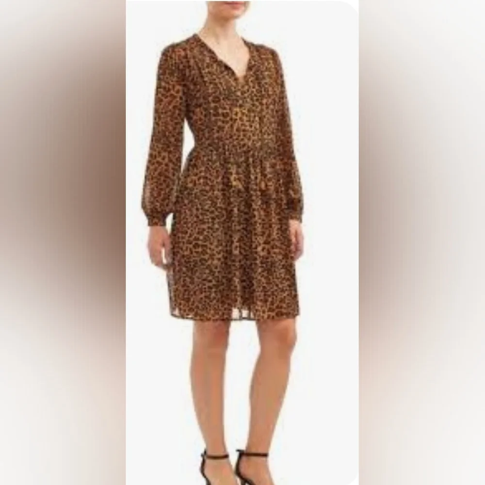 Time and Tru Leopard Print  Long Sleeve Dress Sz Medium 8-10 - Picture 3 of 9